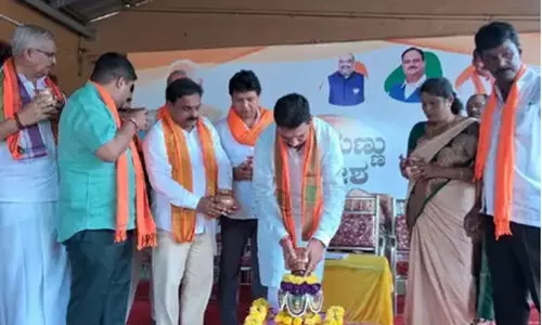 ഡൽഹിയിൽ അമൃത വനം ഒരുക്കാൻ  മണ്ണ് കലശവുമായി ബി.ജെ.പി യാത്ര