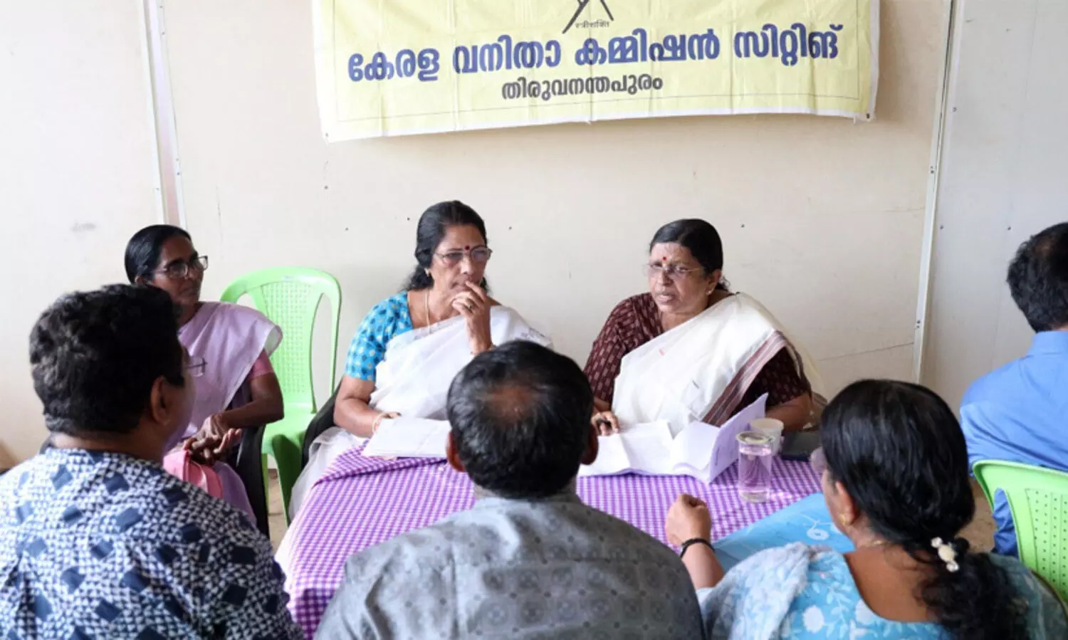 അണ്‍ എയ്ഡഡ് വിദ്യാഭ്യാസ സ്ഥാപനങ്ങളിലെ വനിതാ ജീവനക്കാര്‍ക്ക് പരിരക്ഷ ഉറപ്പാക്കണമെന്ന് വനിത കമീഷന്‍