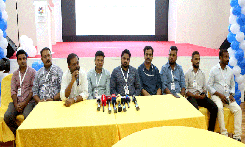 കാ​ർ​ഗോ സു​ര​ക്ഷ; ഗ്രൂ​പ് ഇ​ൻ​ഷു​റ​ൻ​സ്​ പ​രി​ഗ​ണ​ന​യി​​ലെ​ന്ന്​ ​ഐ.​സി.​സി.​എ