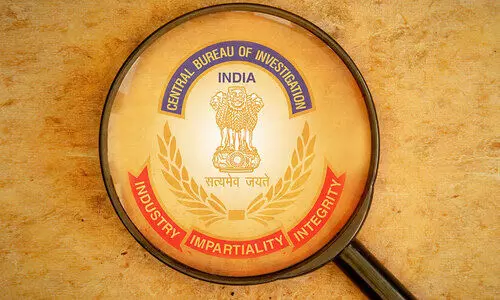 ഉമ്മൻ ചാണ്ടിയെയും നേതാക്കളെയും കുടുക്കിയതിൽ   സി.പി.എം ഗൂഢാലോചനയെന്ന് സി.ബി.ഐ റിപ്പോർട്ട്