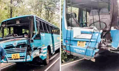 ബസുകൾ കൂട്ടിയിടിച്ച്​ വിദ്യാര്‍ഥികളടക്കം 44 പേര്‍ക്ക് പരിക്ക്