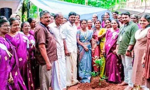ഹരിതവിവാഹമൊരുക്കി മാതൃകയായി ഹരിതകര്മ സേന ഹരിതവിവാഹമൊരുക്കി മാതൃകയായി ഹരിതകര്മ സേന