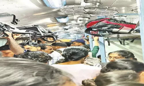 ഗു​രു​വാ​യൂ​ർ-​മ​ധു​ര എ​ക്സ് പ്ര​സി​ൽ കാ​ലു​കു​ത്താ​നി​ട​മി​ല്ല