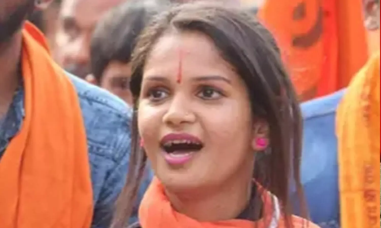 നിയമസഭ സീറ്റിന് ഏഴ് കോടി വാങ്ങി വഞ്ചിച്ചു; സംഘ്പരിവാർ തീപ്പൊരി നേതാവ് ചൈത്ര കുന്താപുര അറസ്റ്റിൽ