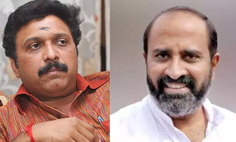 തദ്ദേശവകുപ്പിനെതിരെ ഗണേഷ് കുമാറും മാത്യു ടി. തോമസും തദ്ദേശവകുപ്പിനെതിരെ ഗണേഷ് കുമാറും മാത്യു ടി. തോമസും