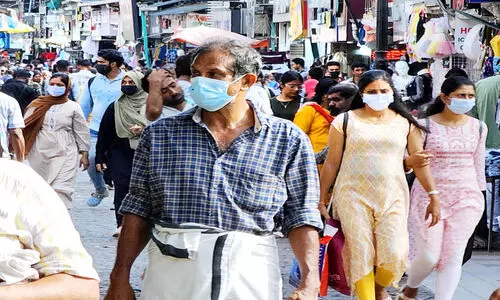 ജാഗ്രത കൈവിടരുത്; അതിജീവിച്ചവരാണ് നമ്മൾ ജാഗ്രത കൈവിടരുത്; അതിജീവിച്ചവരാണ് നമ്മൾ