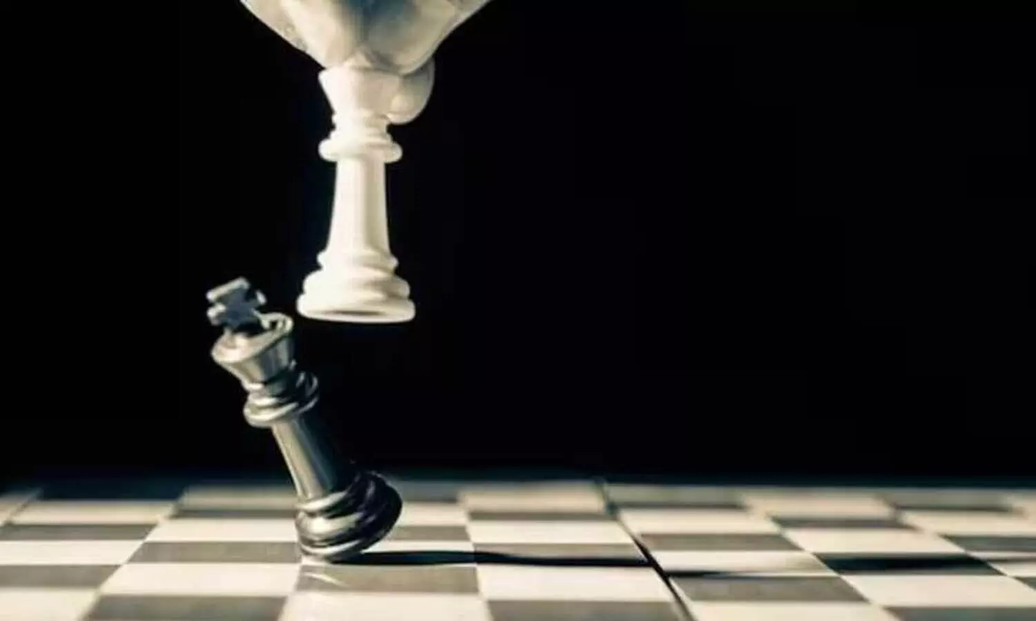 chess-badminton competition