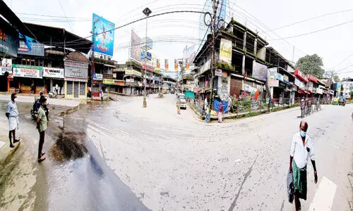 വിജനം, നിശ്ചലം:നി​പ ഭീതിയിൽ കു​റ്റ്യാ​ടി​യും പ​രി​സ​ര പ്ര​ദേ​ശ​ങ്ങ​ളും