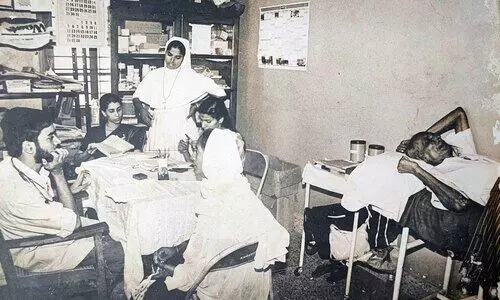 ശവപ്പെട്ടിയിൽനിന്ന്​ എഴുന്നേറ്റ് പോയവൻ