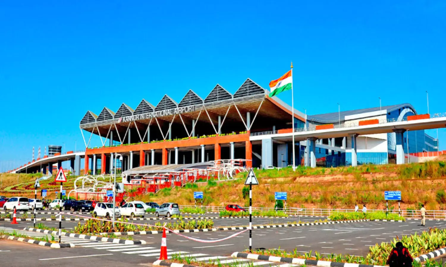 കണ്ണൂർ വിമാനത്താവളംവഴി പറന്നത് 50 ലക്ഷം യാത്രികര്‍