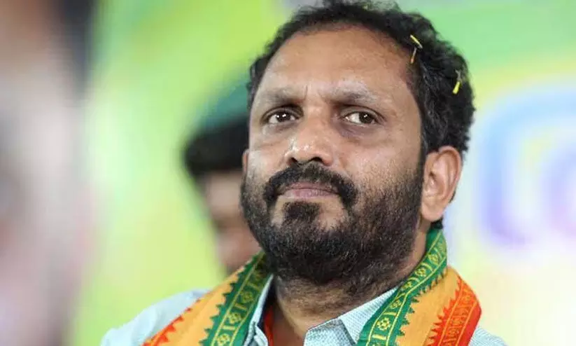 സർക്കാർ നികുതി വെട്ടിപ്പിന് കൂട്ടുനിൽക്കുന്നത് മാസപ്പടി വാങ്ങാനെന്ന് കെ. സുരേന്ദ്രൻ സർക്കാർ നികുതി വെട്ടിപ്പിന് കൂട്ടുനിൽക്കുന്നത് മാസപ്പടി വാങ്ങാനെന്ന് കെ. സുരേന്ദ്രൻ