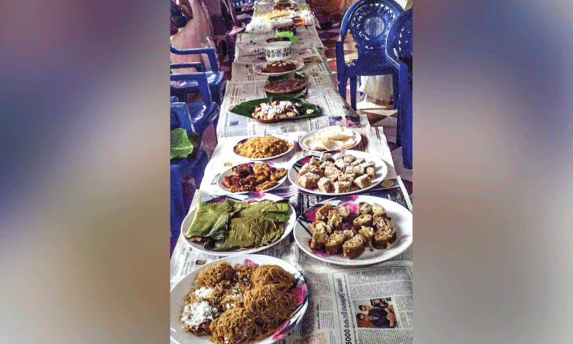 പെരിങ്ങോട്ടുകുറുശ്ശിയിൽ പോഷകാഹാര പ്രദർശനത്തിൽ അണിനിരത്തിയ ഭക്ഷ്യവിഭവങ്ങൾ പെരിങ്ങോട്ടുകുറുശ്ശിയിൽ പോഷകാഹാര പ്രദർശനത്തിൽ അണിനിരത്തിയ ഭക്ഷ്യവിഭവങ്ങൾ