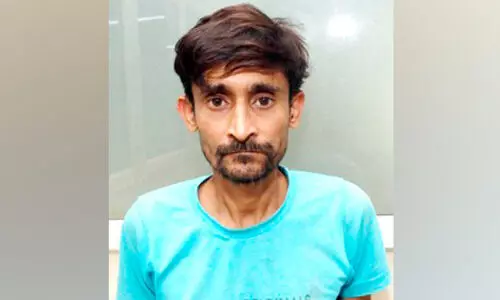 നിർമാണ സാമഗ്രികൾ വാഗ്ദാനം ചെയ്ത് പണം തട്ടിയയാൾ പിടിയിൽ