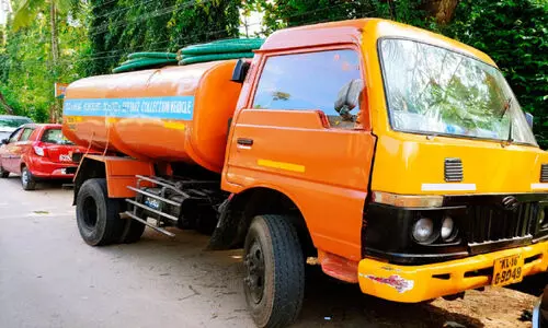 ഒടുവിൽ പിടിവീണു: റോഡിൽ സെപ്റ്റിക് മാലിന്യം തള്ളിയ സംഭവത്തിൽ വാഹന ഉടമക്ക് മുക്കാൽ ലക്ഷം പി​ഴ