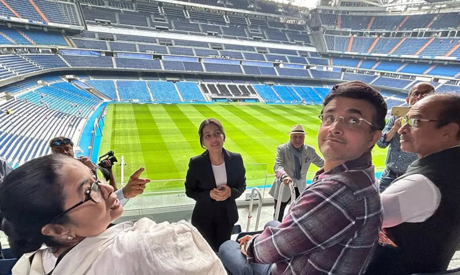 ഗാംഗുലിക്കൊപ്പം റയലിന്‍റെ തട്ടകത്തിൽ മമത; ബംഗാളിനെ ഇനി ലാ ലിഗ കളി പഠിപ്പിക്കും!