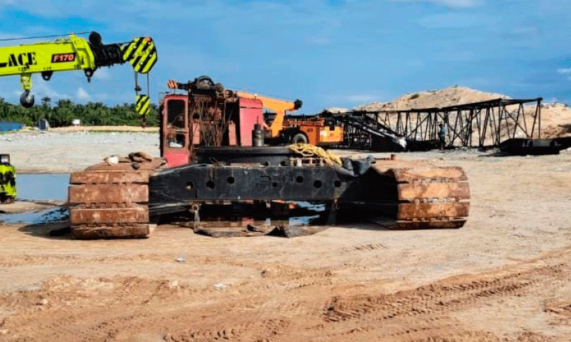 മുതലപ്പൊഴി തുറമുഖത്തിൽ അപകടകാരികളായ കല്ലുകൾ മാറ്റൽ പുനരാരംഭിക്കുന്നു മുതലപ്പൊഴി തുറമുഖത്തിൽ അപകടകാരികളായ കല്ലുകൾ മാറ്റൽ പുനരാരംഭിക്കുന്നു