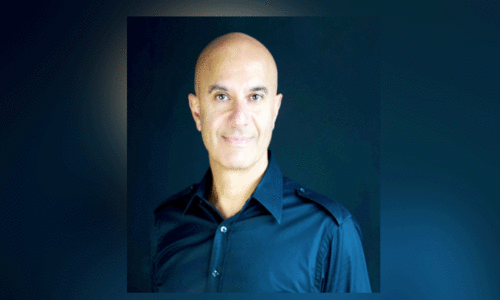 റോബിൻ ശർമ ഇന്ന് ഷാർജ ‘ജരീർ’ ബുക്ക് സ്റ്റോറിൽ റോബിൻ ശർമ ഇന്ന് ഷാർജ ‘ജരീർ’ ബുക്ക് സ്റ്റോറിൽ