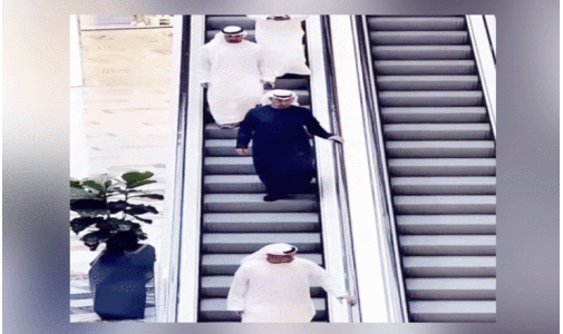 ശൈഖ്​ മുഹമ്മദ്​ അബൂദബി    മാളിൽ; വിഡിയോ വൈറൽ