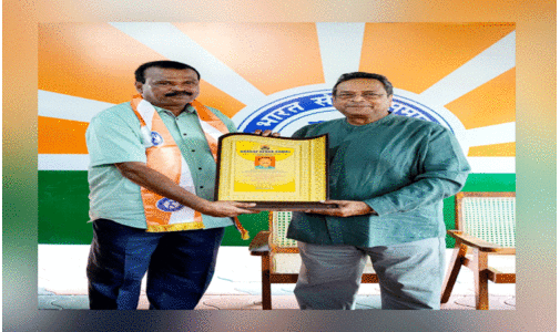 ‘ഭാരത് സേവ ഹോണർ’ നാഷനൽ അവാർഡ് അൻസാർ ഇബ്രാഹിം ഏറ്റുവാങ്ങി