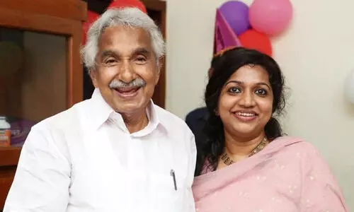 Maria Oommen, Oommen Chandy