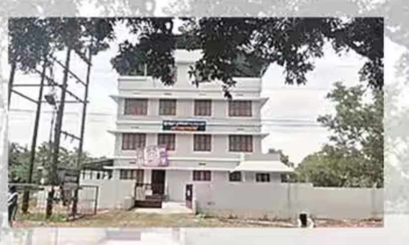 ഒറ്റപ്പാലത്തെ ഷി ലോഡ്ജ് പദ്ധതി അനിശ്ചിതത്വത്തിൽ ഒറ്റപ്പാലത്തെ ഷി ലോഡ്ജ് പദ്ധതി അനിശ്ചിതത്വത്തിൽ