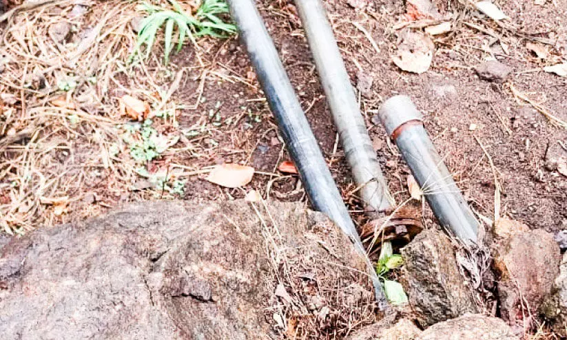 പദ്ധതി ഉണ്ടായിട്ട് എന്തുകാര്യം; വിലയ്ക്ക് വാങ്ങണം കുടിവെള്ളം പദ്ധതി ഉണ്ടായിട്ട് എന്തുകാര്യം; വിലയ്ക്ക് വാങ്ങണം കുടിവെള്ളം