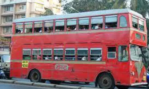 mumbais double decker
