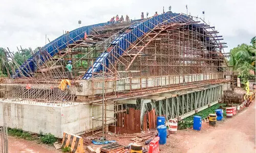 എ.സി റോഡ് നവീകരണം; മുട്ടാർപാലത്തിന്റെ നിർമാണം അതിവേഗത്തിൽ എ.സി റോഡ് നവീകരണം; മുട്ടാർപാലത്തിന്റെ നിർമാണം അതിവേഗത്തിൽ