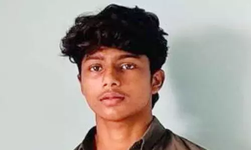 കൊയിലാണ്ടിയിൽ 17കാരൻ ട്രെ​യി​ൻ ത​ട്ടി മ​രി​ച്ചു