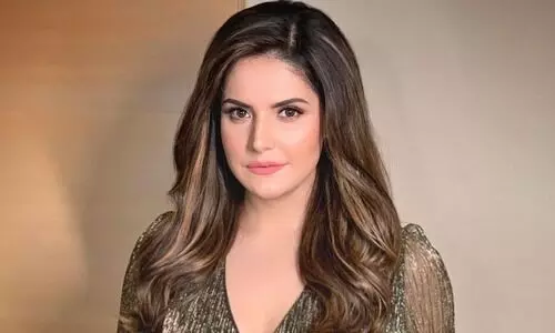 ബോളിവുഡ് നടി സരീൻ ഖാന് അറസ്റ്റ് വാറണ്ട്