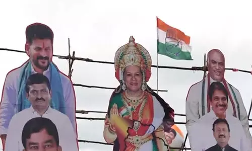 500 രൂപക്ക് സിലിണ്ടർ, സ്ത്രീകൾക്ക് മാസം 2500 രൂപ, സൗജന്യ ബസ് യാത്ര... -പ്രഖ്യാപനവുമായി തെലങ്കാന കോൺഗ്രസ് റാലി