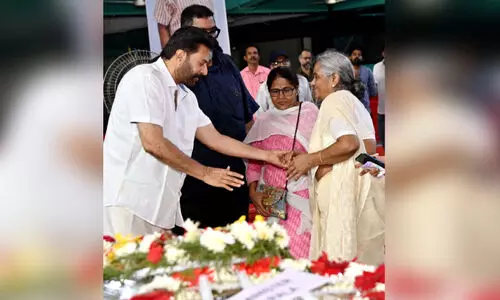 ഓമനക്കുട്ടന് വിടചൊല്ലി നാട്