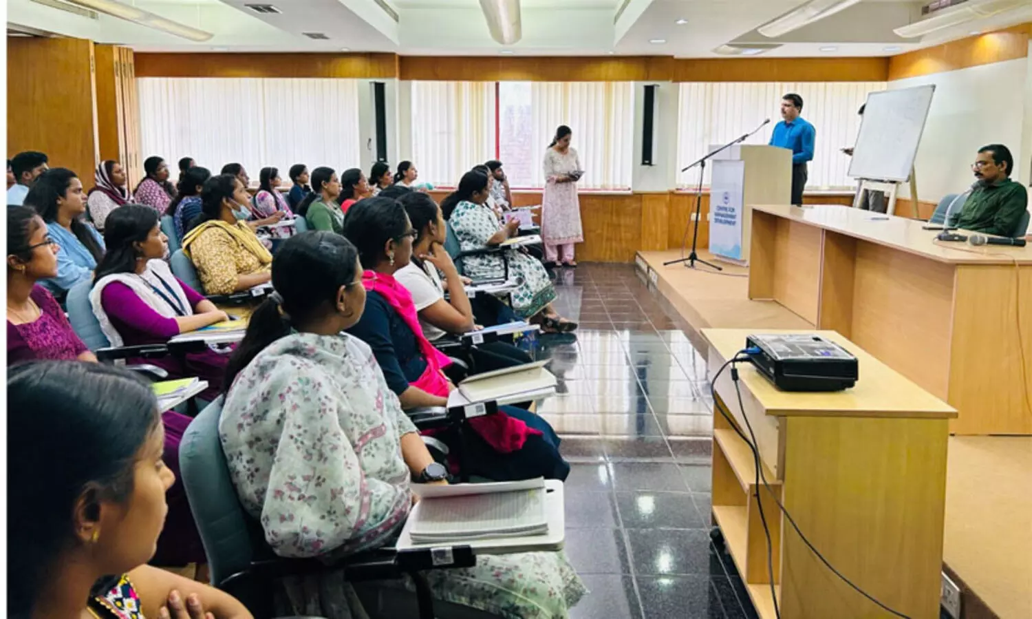 നോര്‍ക്ക എന്‍.ഐ.എഫ്.എല്‍ പരിശീലനം സംഘടിപ്പിച്ചു