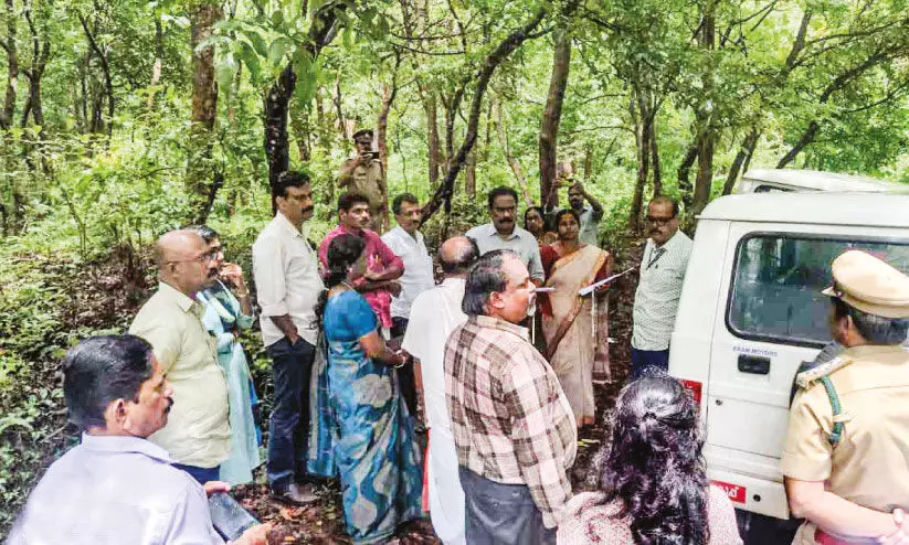 പൊരിയാനി - ധോണി റോഡ് നിർമാണം പുനരാരംഭിക്കുന്നു പൊരിയാനി - ധോണി റോഡ് നിർമാണം പുനരാരംഭിക്കുന്നു