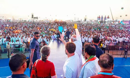 ഗാ​ന്ധി​ജി​ക്ക് പ്ര​ണാ​മ​മാ​യി ബി.​ജെ.​പി​യെ പു​റ​ത്താ​ക്കൂ