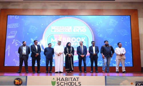 മീ​ഡി​യ​വ​ൺ  ‘മ​ബ്റൂ​ക്ക് ഗ​ൾ​ഫ് ടോ​പ്പേ​ഴ്സ്​’: 400 കു​ട്ടി​ക​ൾ​ക്ക്​ ആ​ദ​രം