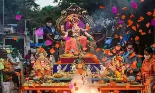 ഗണേശ വിഗ്രഹങ്ങളുടെ വിൽപ്പന; സുപ്രീം കോടതി ഹരജി ഇന്ന് പരിഗണിക്കും