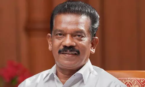 പൂജ കഴിയുംവരെ ആരെയും തൊടാൻ പാടില്ലെങ്കിൽ ക്ഷേത്രത്തിൽ നിന്ന് പുറത്തിറങ്ങാൻ പാടുണ്ടോ -മന്ത്രി രാധാകൃഷ്ണൻ