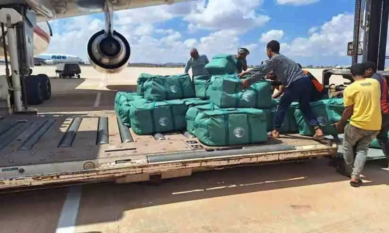 പ്രളയബാധിതർക്ക്​ സഹായവുമായി സൗദിയുടെ നാലാം വിമാനവും ലിബിയയിൽ