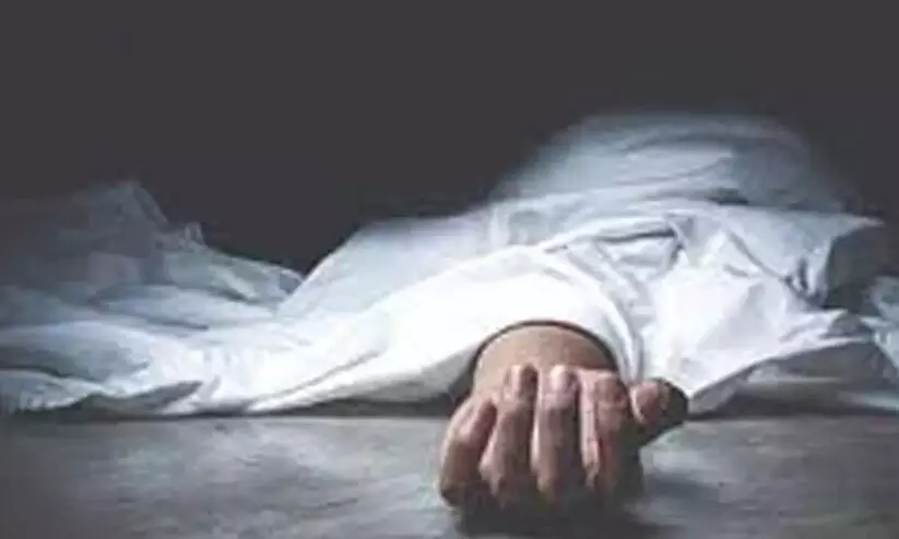 കാർ കടലിൽവീണ് ഒരാൾ മരിച്ചു കാർ കടലിൽവീണ് ഒരാൾ മരിച്ചു