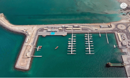 അ​ൽ ദ​ഫ്​​റ​യി​ൽ ഹാ​ർ​ബ​ർ, ഫ​യീ​യി ദ്വീ​പ്​ പ​ദ്ധ​തി​ക​ൾ പൂ​ർ​ത്തി​യാ​യി