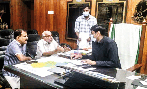 ആറുവരിപ്പാത: പരാതികൾക്ക്  പരിഹാരം കാണണമെന്ന് എം.എൽ.എ