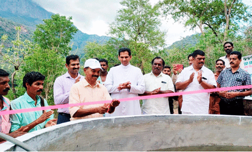 ആദിവാസിക്കുടികളിൽ കാർഷിക ആവശ്യത്തിനായി ജലസംഭരണികൾ