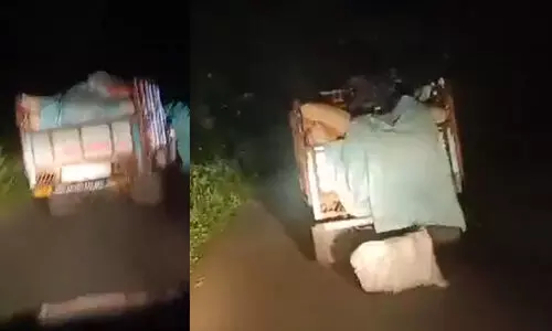 Ganja pcks thwon by smugglers