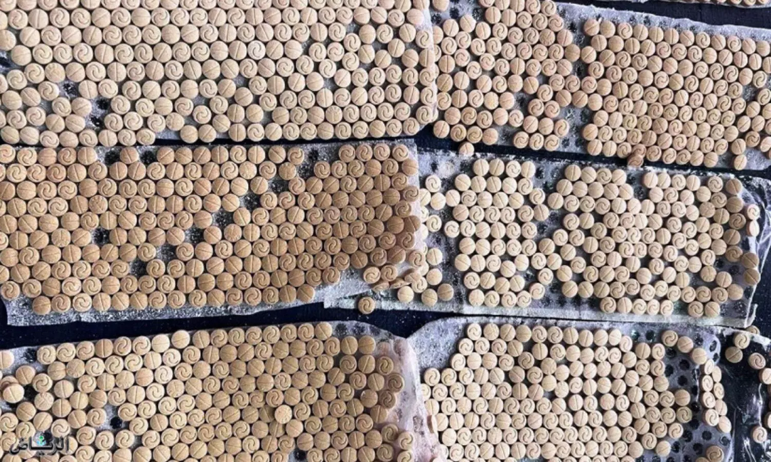 ആം​ഫെ​റ്റാ​മെ​ൻ ഗു​ളി​ക​ക​ൾ