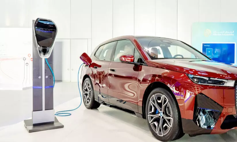 ഇ.​വി ചാ​ർ​ജി​ങ് സ്റ്റേ​ഷ​ൻ