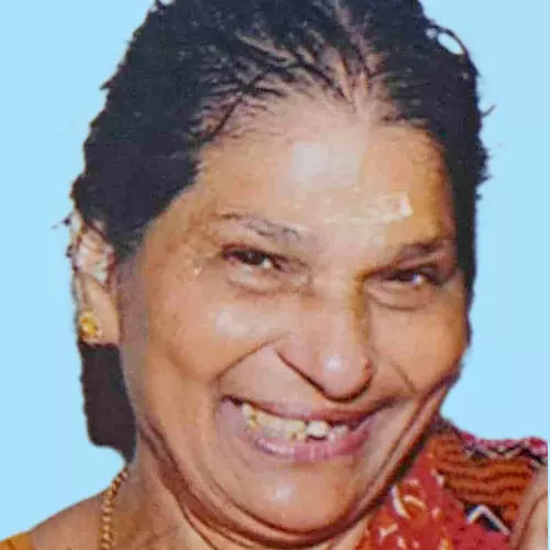 കു​ഞ്ചു​കു​ട്ടി അ​മ്മ