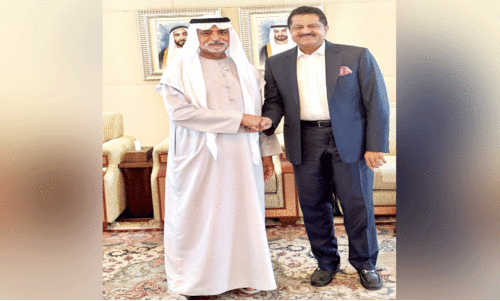 ഹെ​ൽ​ത്ത് മാ​ഗ​സി​ൻ    ആ​രോ​ഗ്യ അ​വാ​ർ​ഡ്​