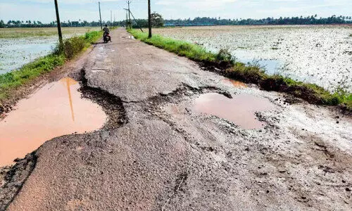ചങ്ങനാശ്ശേരിയുടെ പടിഞ്ഞാറൻ മേഖലയിൽ യാത്രാദുരിതം
