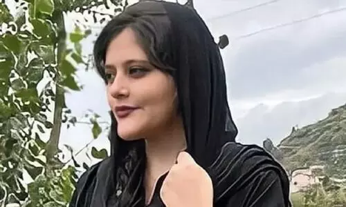 ശിരോവസ്ത്ര നിയമം കർശനമാക്കി ഇറാൻ; മഹ്‌സ അമിനി കൊല്ലപ്പെട്ട് ഒരു വർഷമാകുമ്പോഴാണ് പരിഷ്കാരം